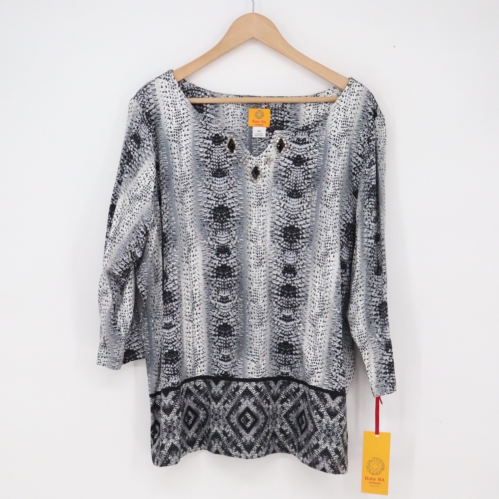 Ruby Rd. Top Womens 2X Grey Snakeskin Embellished 3/4 Sleeve NEW